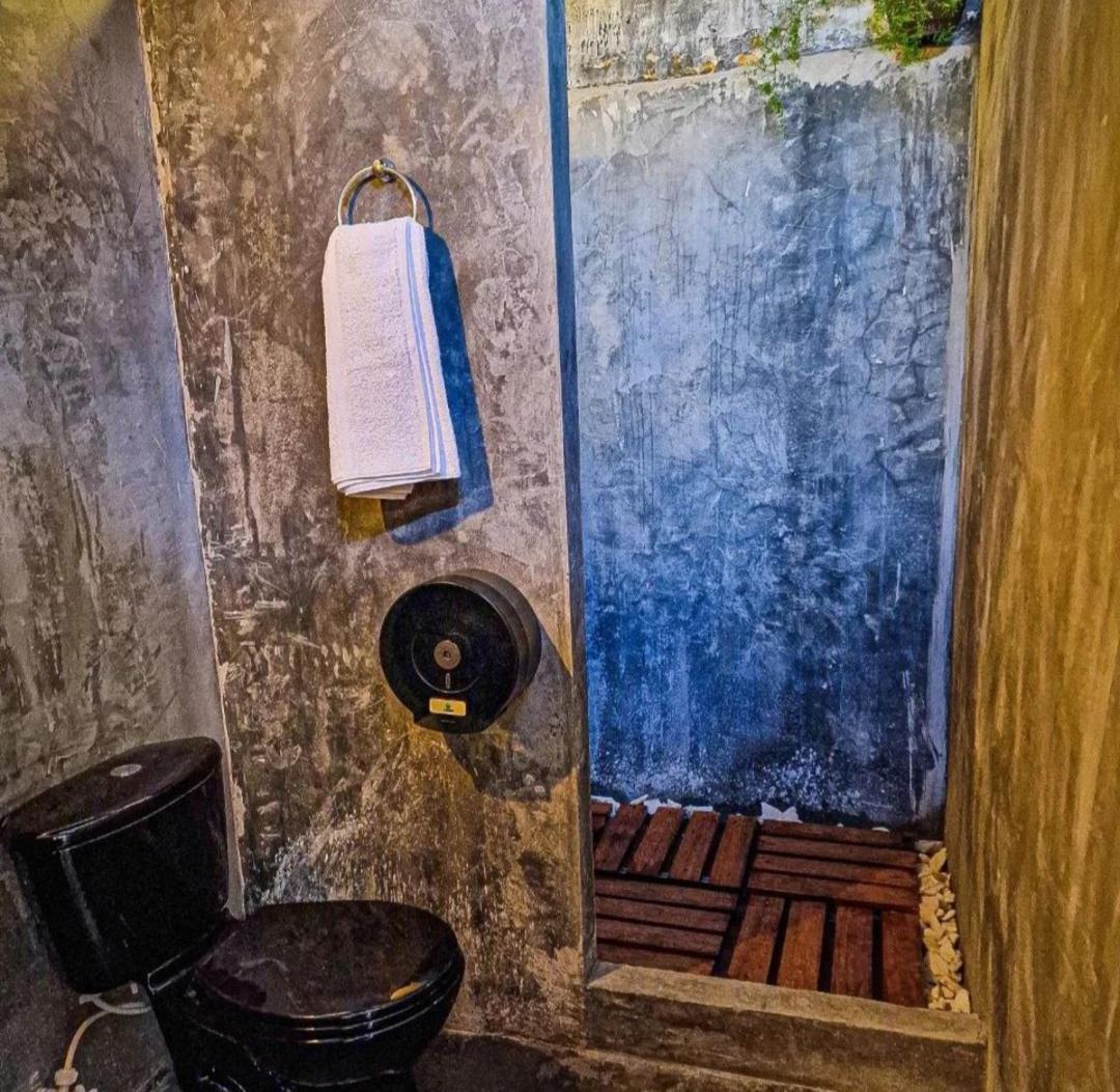 Urban Hostal Bar Bucaramanga Bagian luar foto